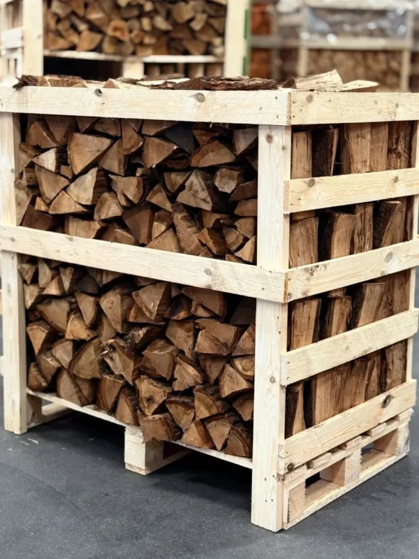 ½ palle ovntørret egebrænde 1,0 m3